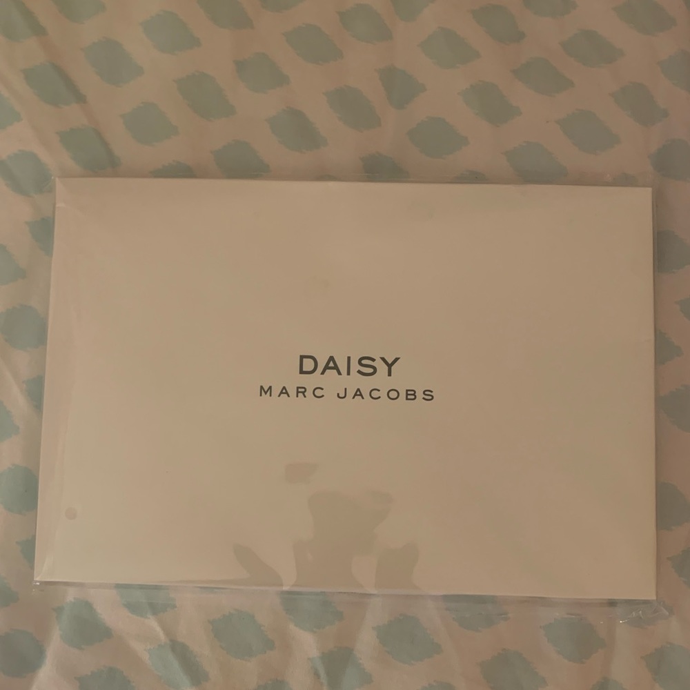 Adorable blush Marc Jacobs clutch